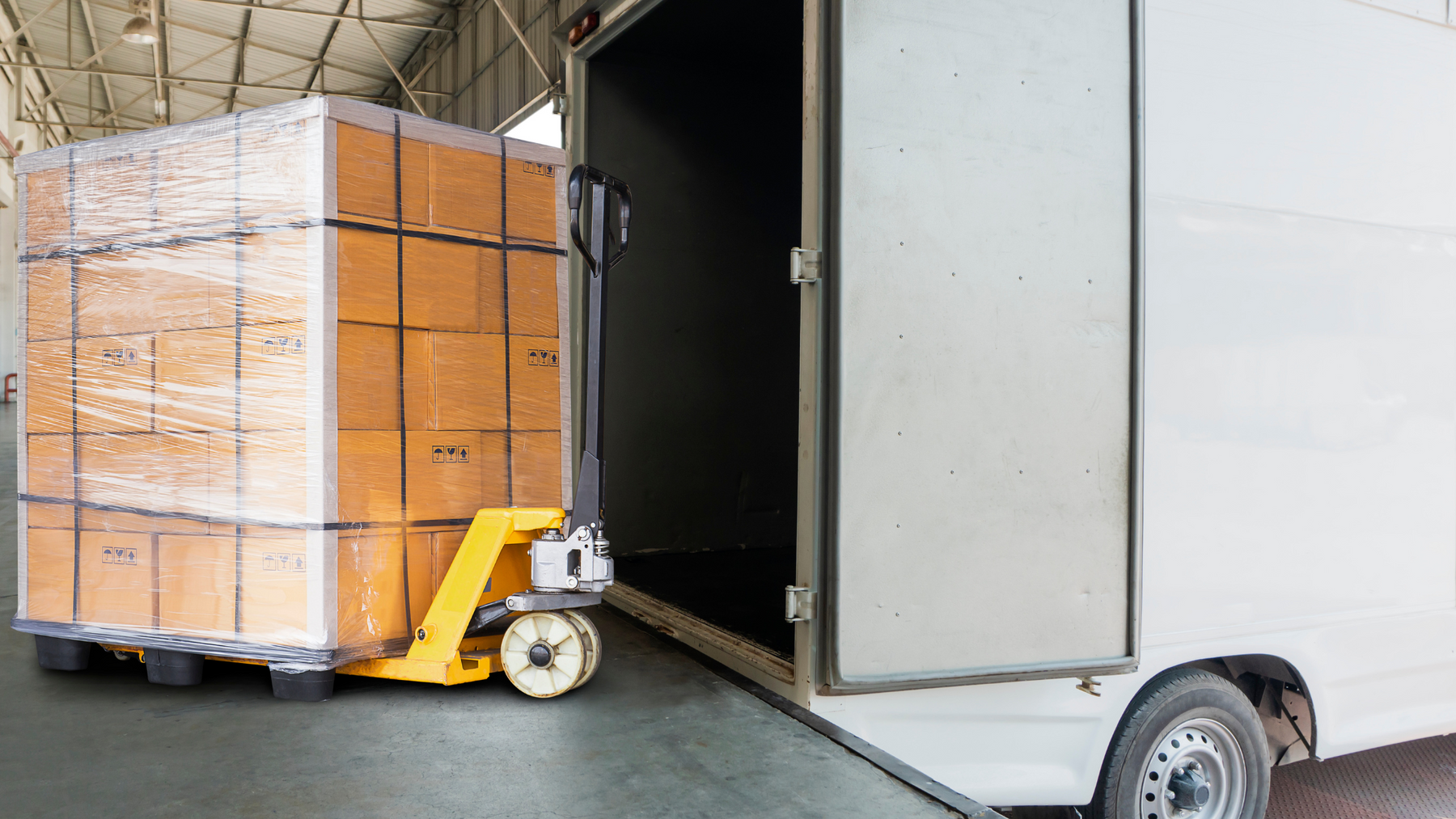 Warehouse Spring Cleaning Checklist:  What to Recycle and How to Do It Right